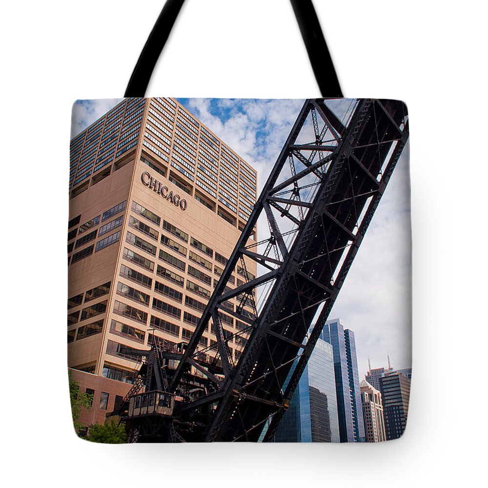 Chicago Downtown Tote Bag featuring the photograph Bridge over the Chicago River by Dejan Jovanovic