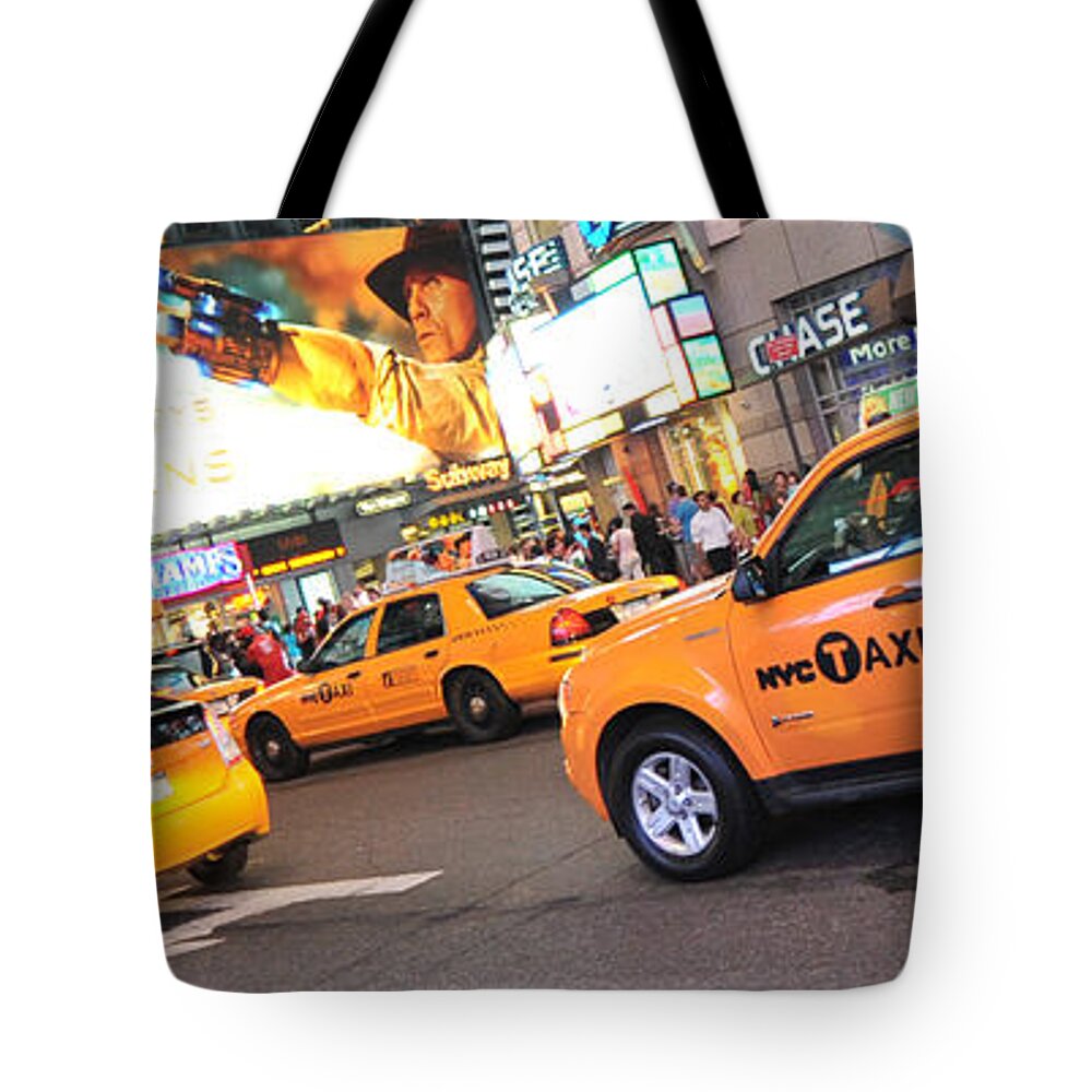 Taxi Tote Bag featuring the photograph Busy by Randi Grace Nilsberg