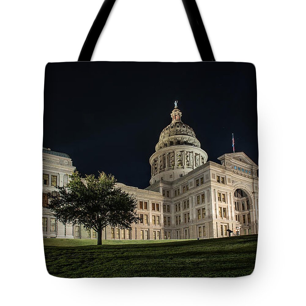 Austin Tote Bag featuring the photograph Capital On A Hill by David Downs