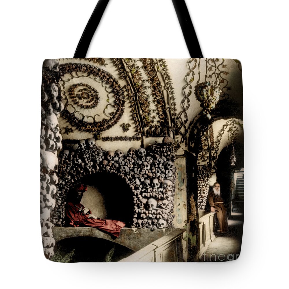 Catacombe Dei Cappuccini Tote Bag featuring the photograph Capuchin Catacombs 1897 by Science Source
