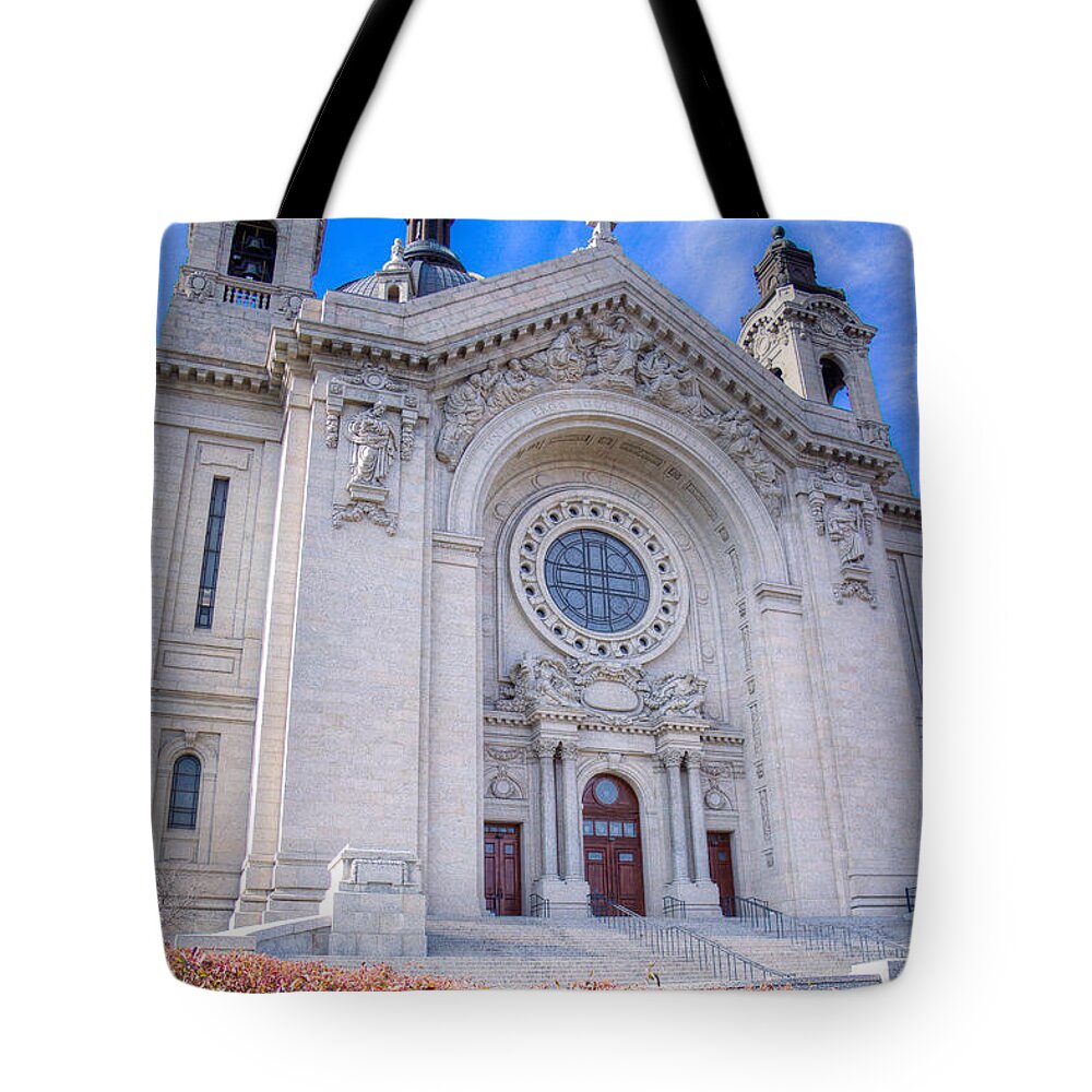 Beaux Arts Tote Bag featuring the photograph Cathedral of Saint Paul II by Adam Mateo Fierro