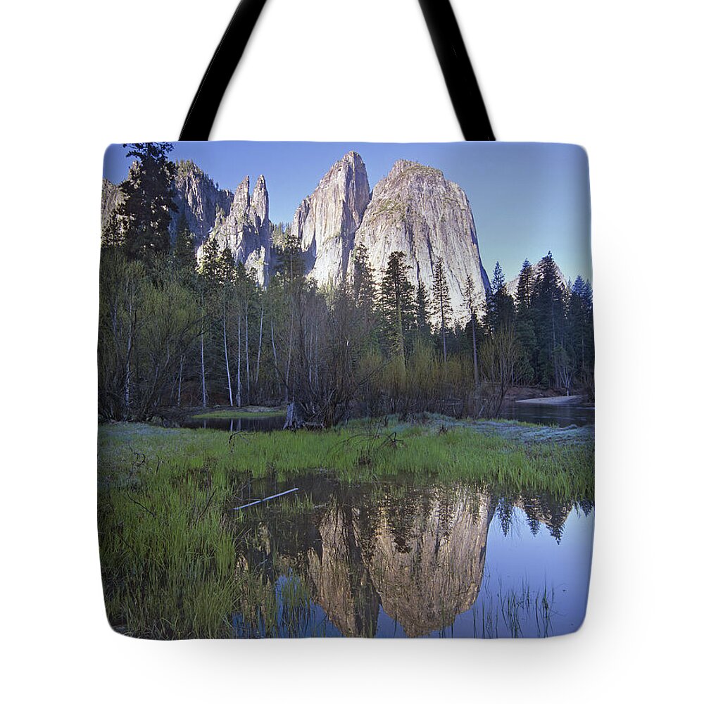 Feb0514 Tote Bag featuring the photograph Cathedral Rock And The Merced River by Tim Fitzharris