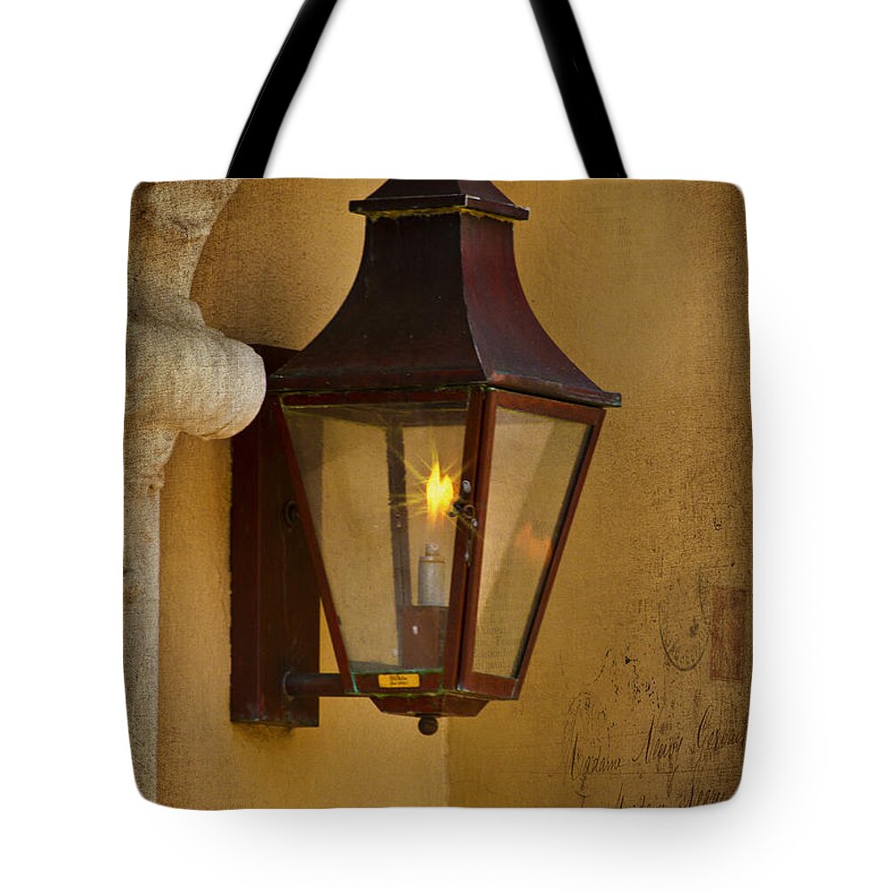 Charleston Tote Bag featuring the photograph Charleston Carriage Light by Bill Barber