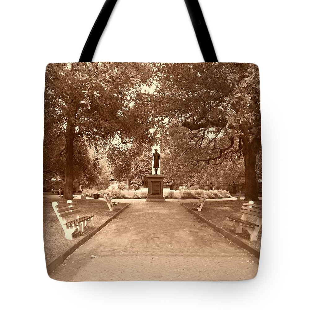 Sepia Tote Bag featuring the photograph Charleston SC 1 by Teresa Tilley