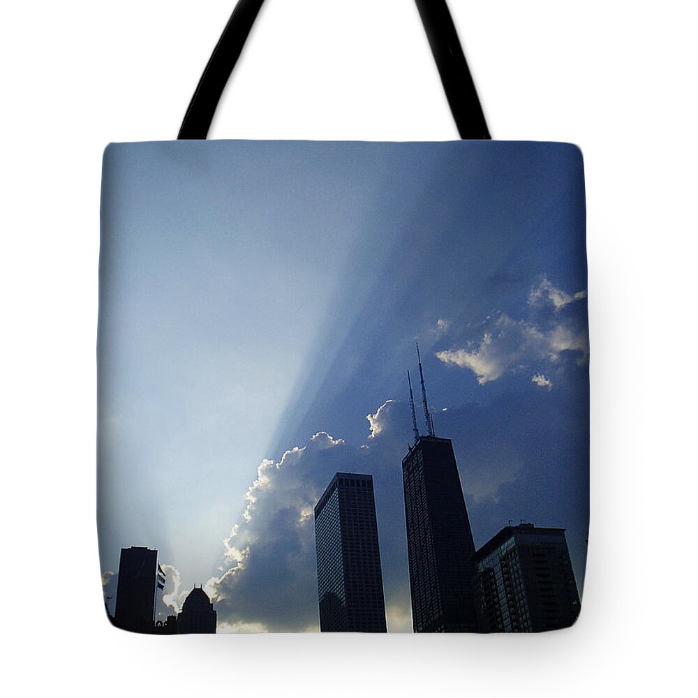 Chicago Tote Bag featuring the photograph Chicago Sunset by Verana Stark