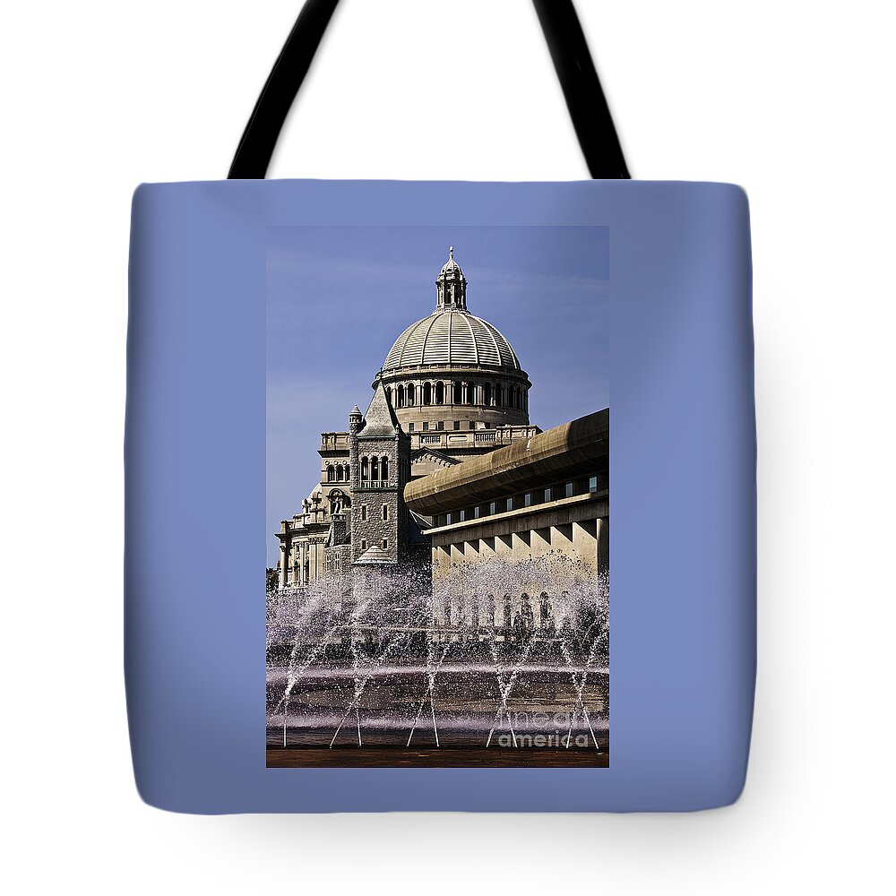 Christian Science Tote Bag featuring the photograph Christian Science Center Boston by Phil Cardamone