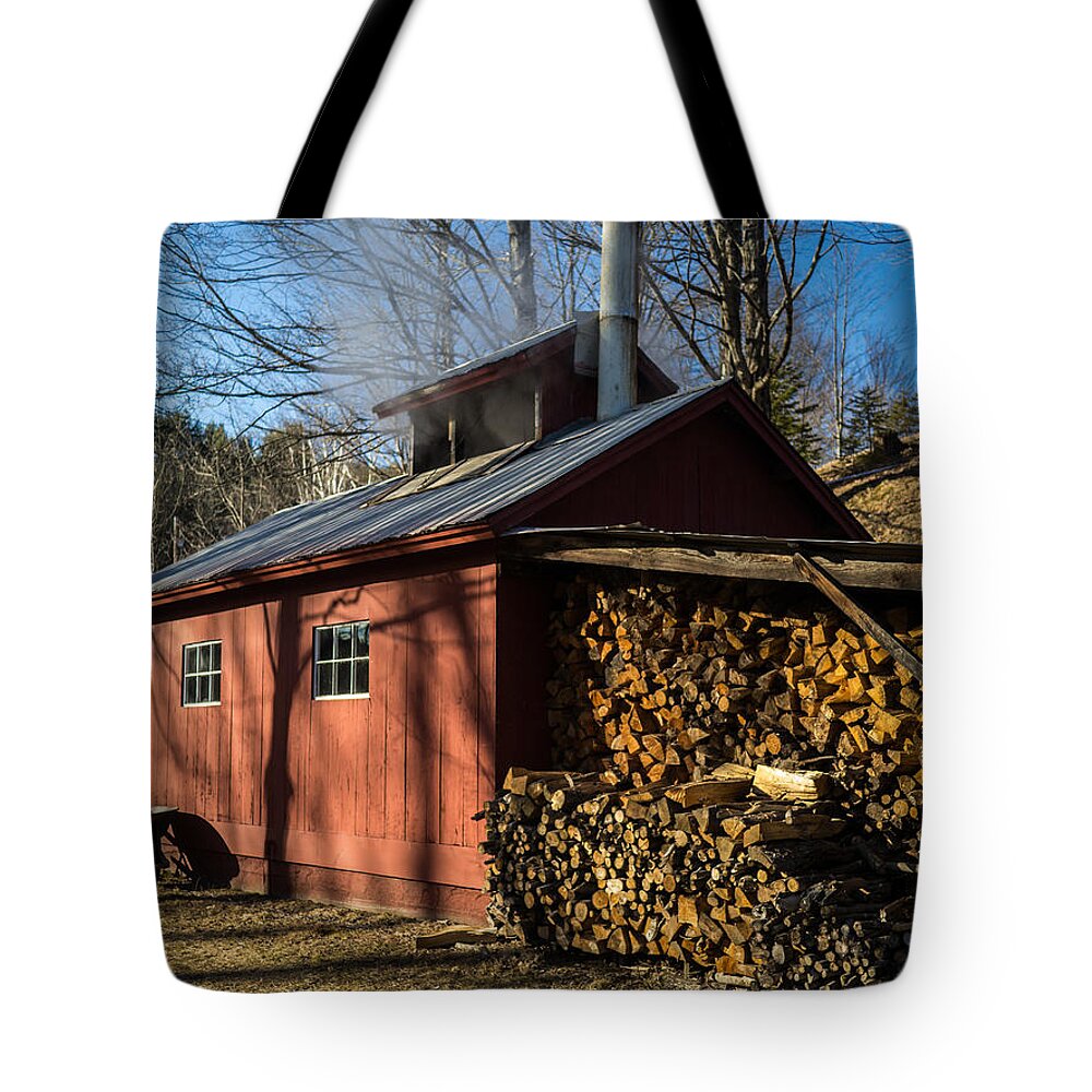 Shack Tote Bag featuring the photograph Classic Vermont Maple Sugar Shack by Edward Fielding