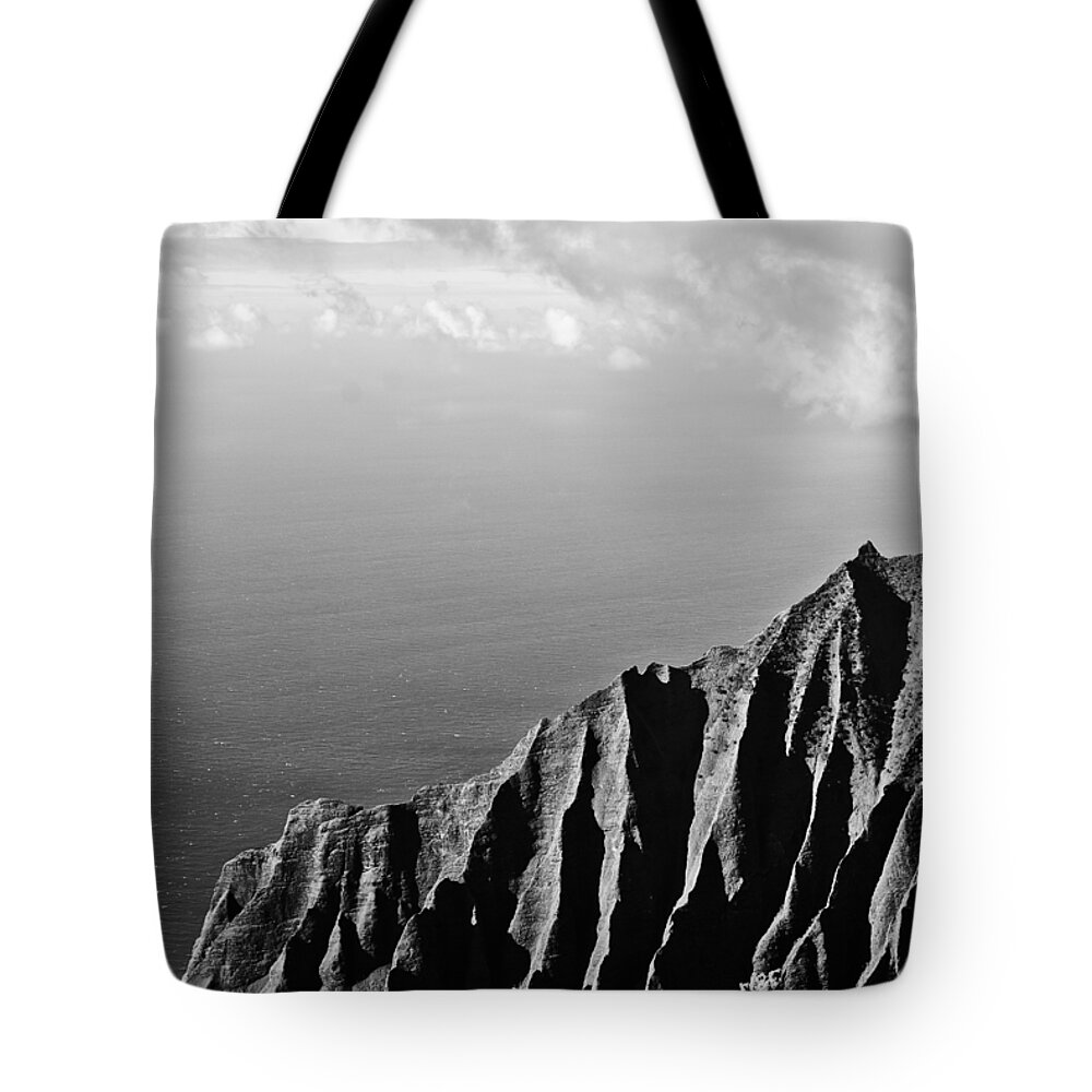 Black And White Tote Bag featuring the photograph Cliffview by Christi Kraft