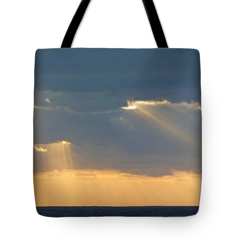 Duane Mccullough Tote Bag featuring the photograph Clipper On The Ocean by Duane McCullough