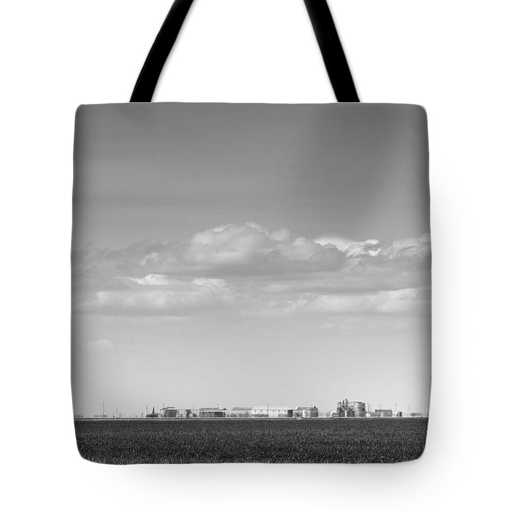 Scenics Tote Bag featuring the photograph Cloudscape Over Central California Farm by Gomezdavid