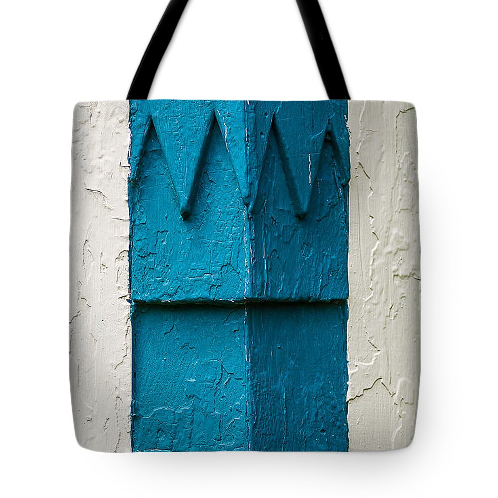 Close-up Tote Bag featuring the photograph Corner Detail by David Smith