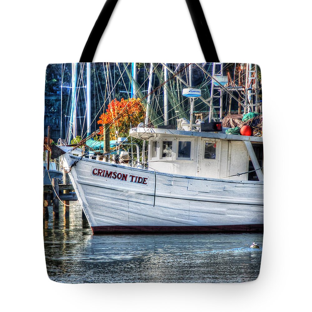Alabama Tote Bag featuring the painting Crimson Tide in Harbor by Michael Thomas