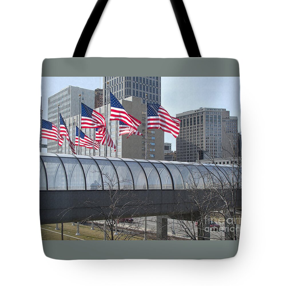 Detroit Tote Bag featuring the photograph Crossing Jefferson Avenue by Ann Horn