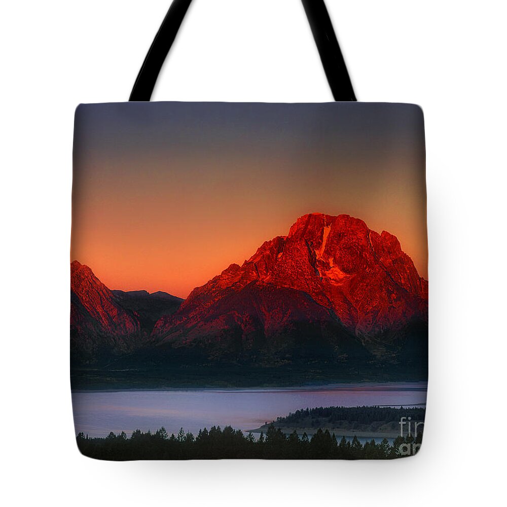 Dave Welling Tote Bag featuring the photograph Dawn Over The Tetons Grand Tetons National Park Wyoming by Dave Welling