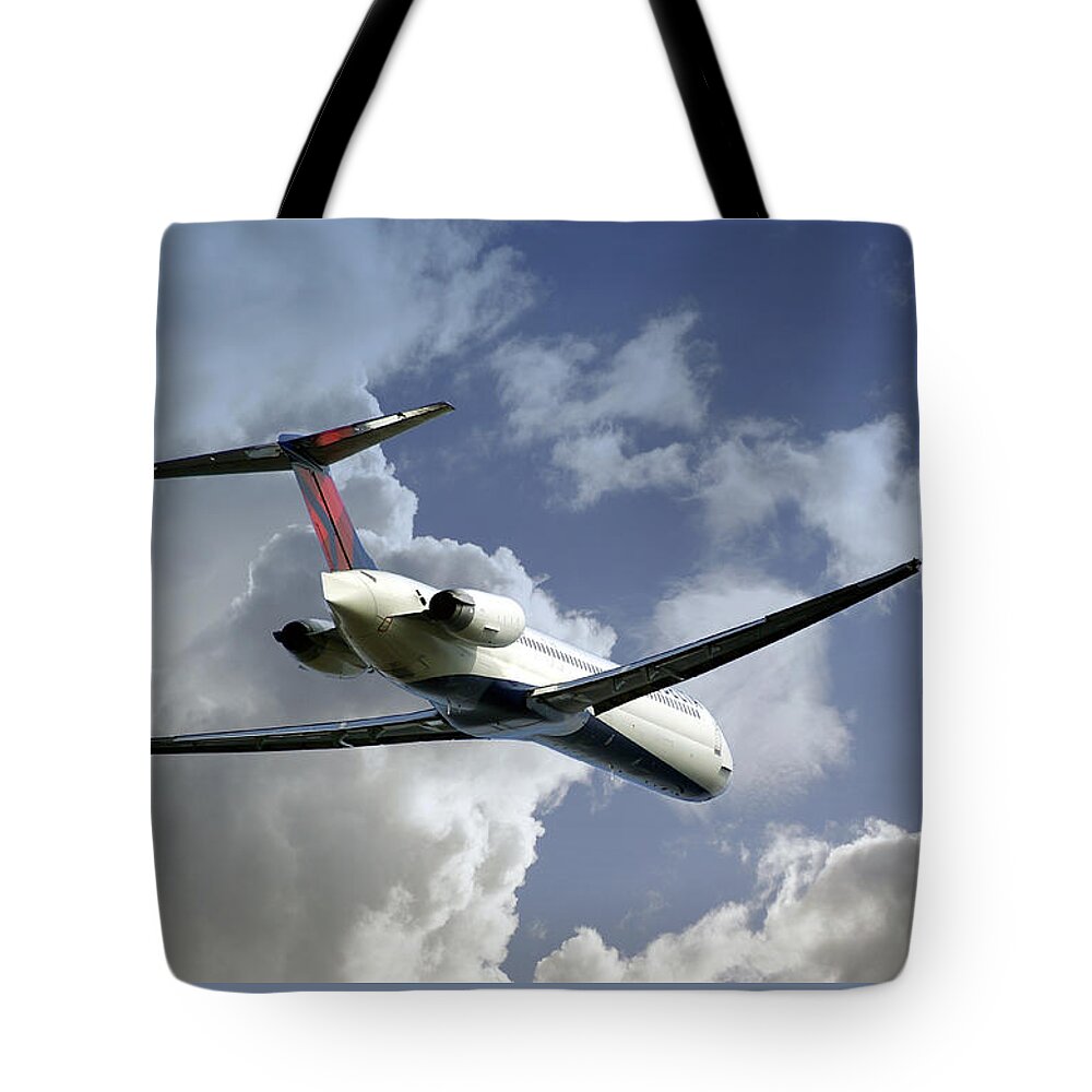 2d Tote Bag featuring the photograph Delta Jet by Brian Wallace