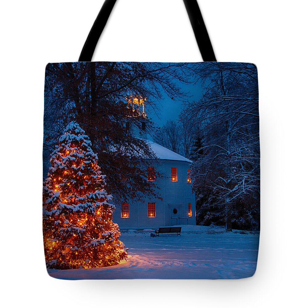 Round Church Tote Bag featuring the photograph Christmas at the Richmond round church by Jeff Folger