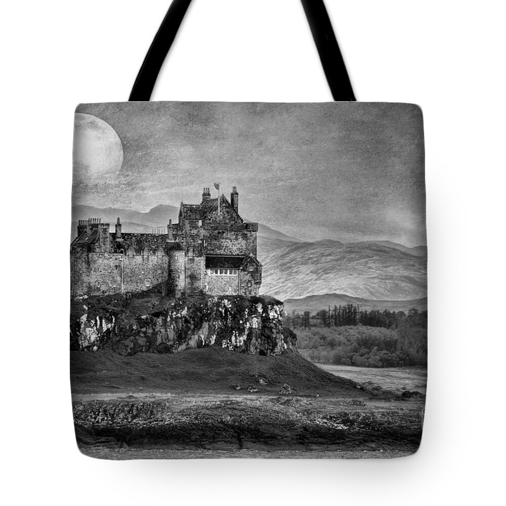Argyll Tote Bag featuring the photograph Duart Castle Scotland by Juli Scalzi