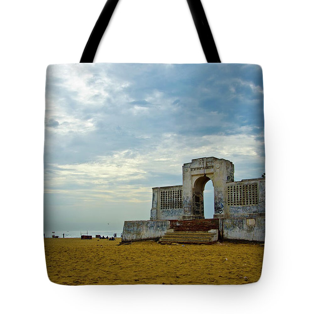 Tranquility Tote Bag featuring the photograph Elliots Beach by Sathish photography