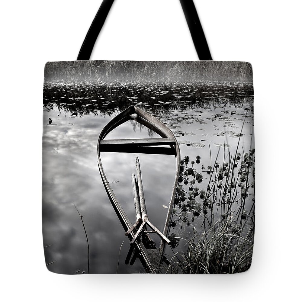 Boat Tote Bag featuring the photograph Everything has its time by Jorge Maia