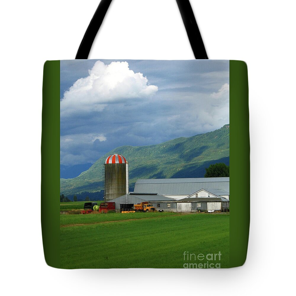 Farm Tote Bag featuring the photograph Farm in the Valley by Ann Horn