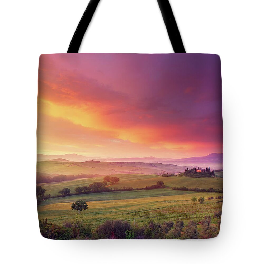 Scenics Tote Bag featuring the photograph Farm In Tuscany At Dawn by Mammuth