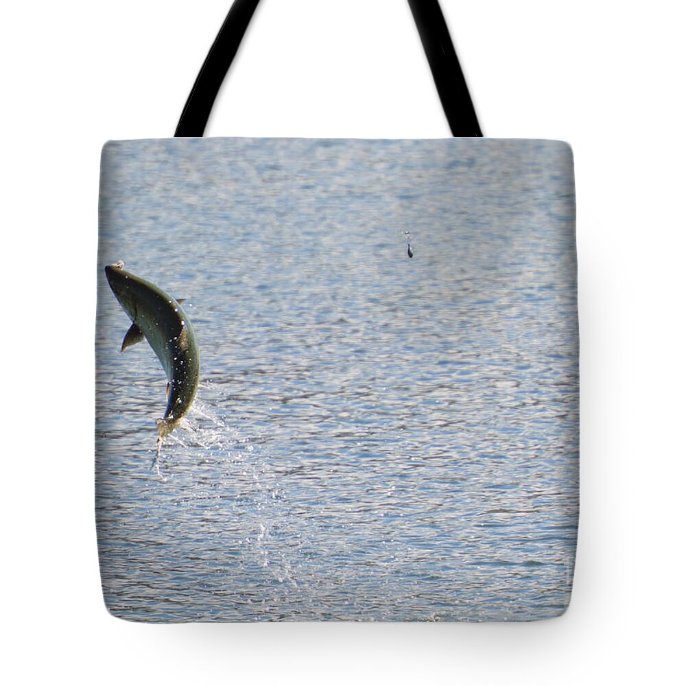 Chinook Salmon Tote Bag featuring the photograph Fighting Chinook Salmon by Michael Dawson