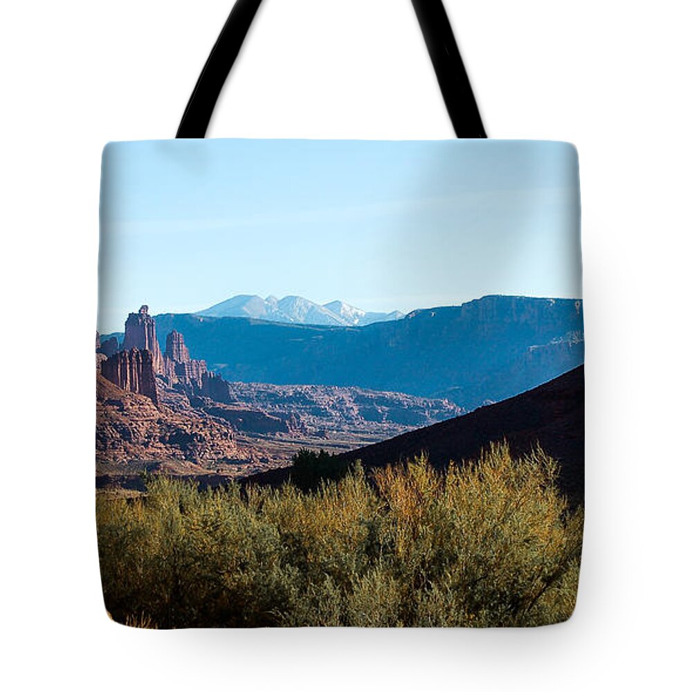 Dakota Tote Bag featuring the photograph Fisher Towers by Greni Graph