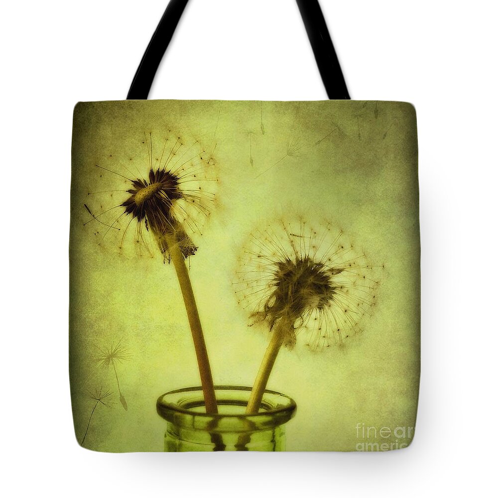 Dandelion Tote Bag featuring the photograph Fly Away by Priska Wettstein