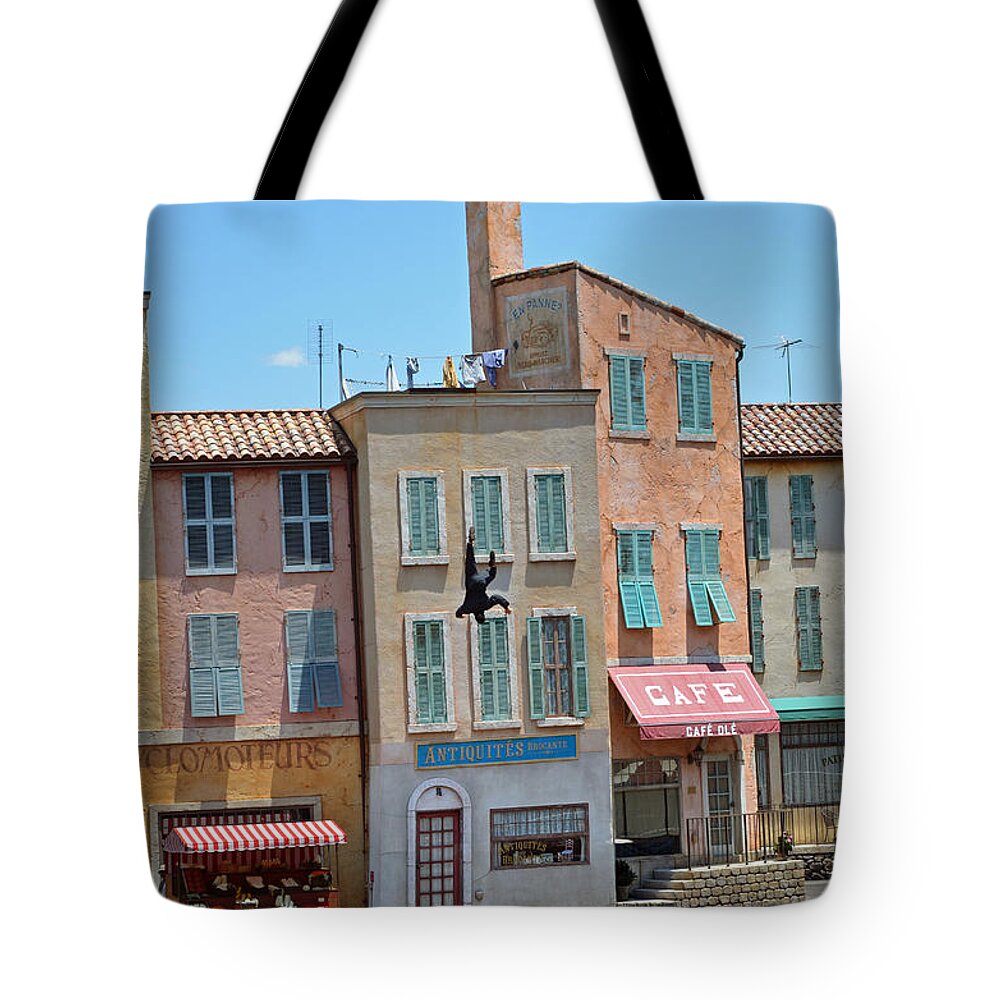 Freefall Tote Bag featuring the photograph FreeFall by Robert Meanor