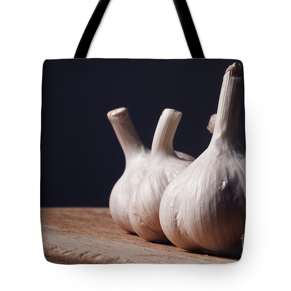 Garlic Tote Bag featuring the photograph Garlic by Jelena Jovanovic