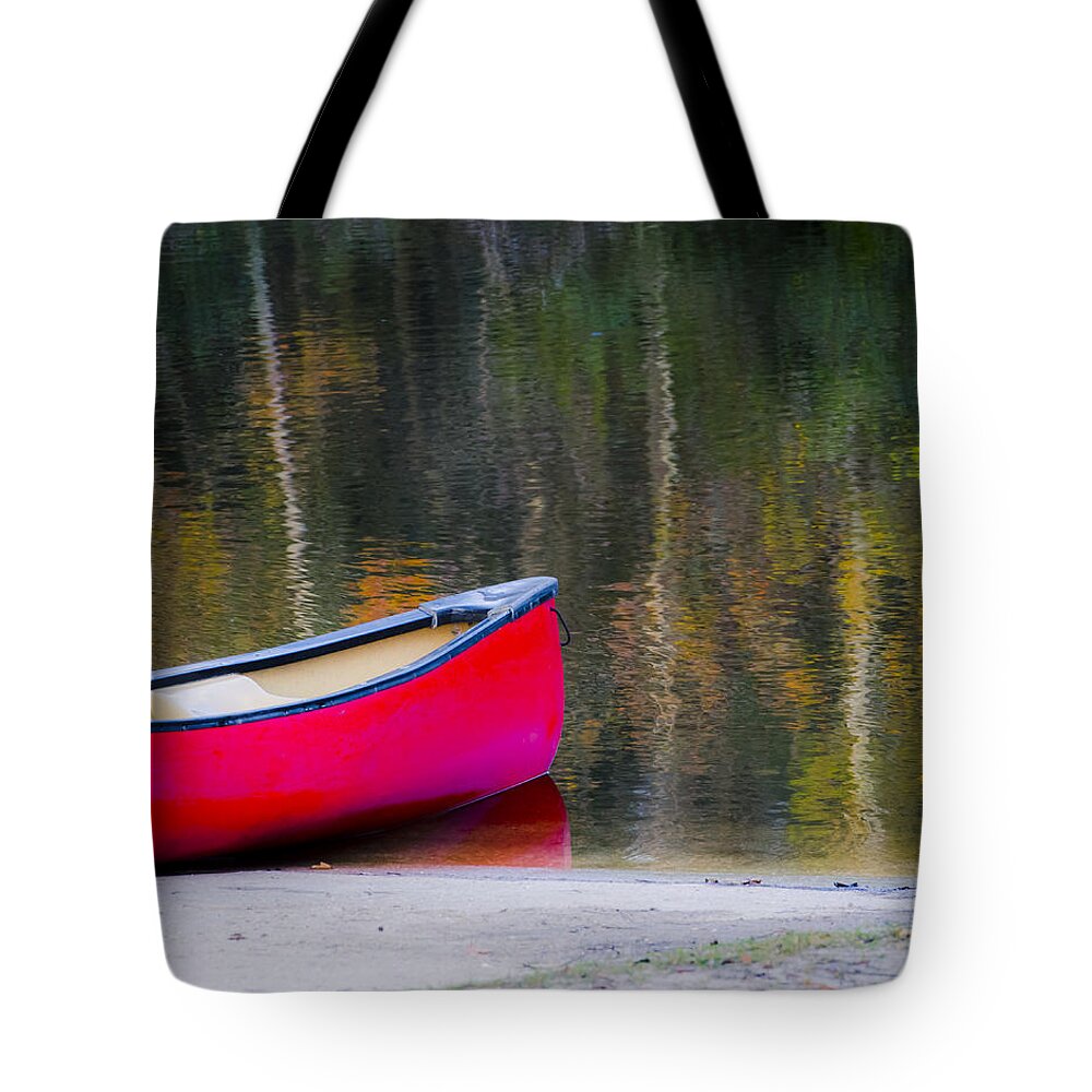 Canoe Tote Bag featuring the photograph Getaway Canoe by Carolyn Marshall