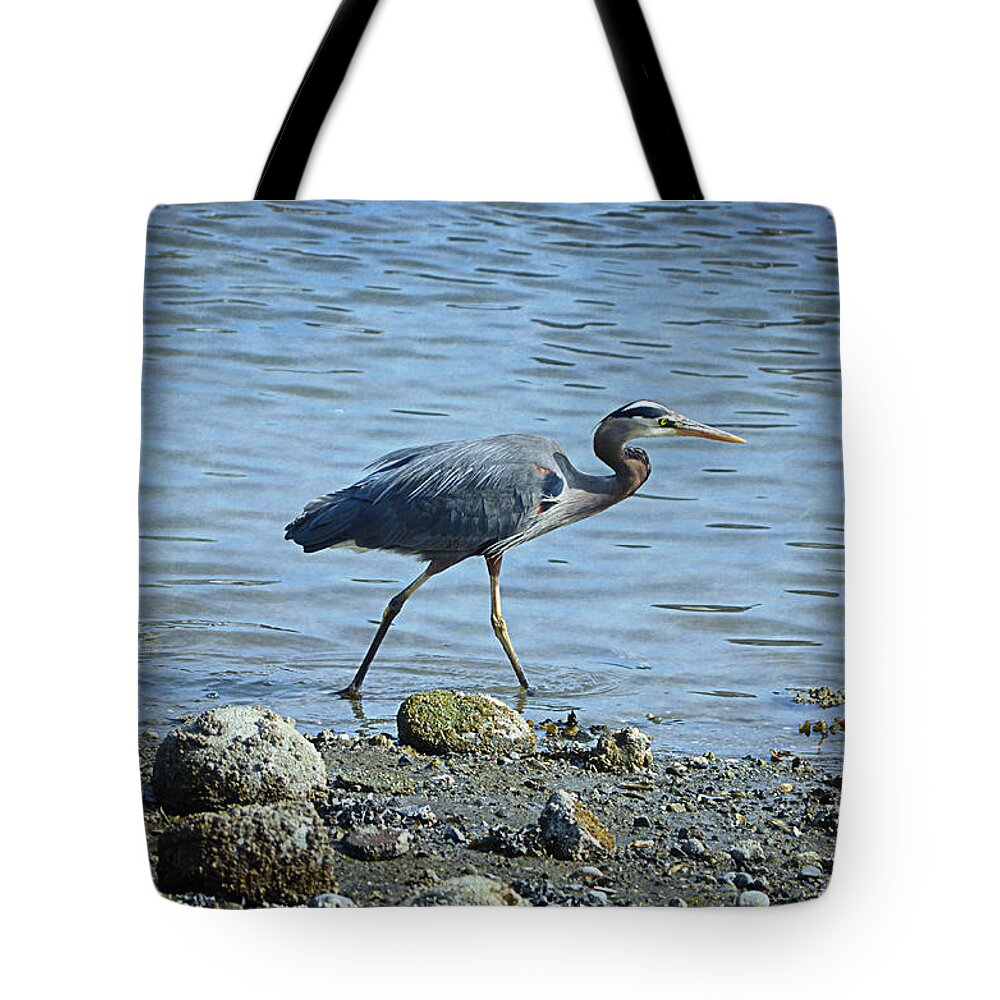 Bird Tote Bag featuring the photograph Great Blue Heron Il by Maria Angelica Maira