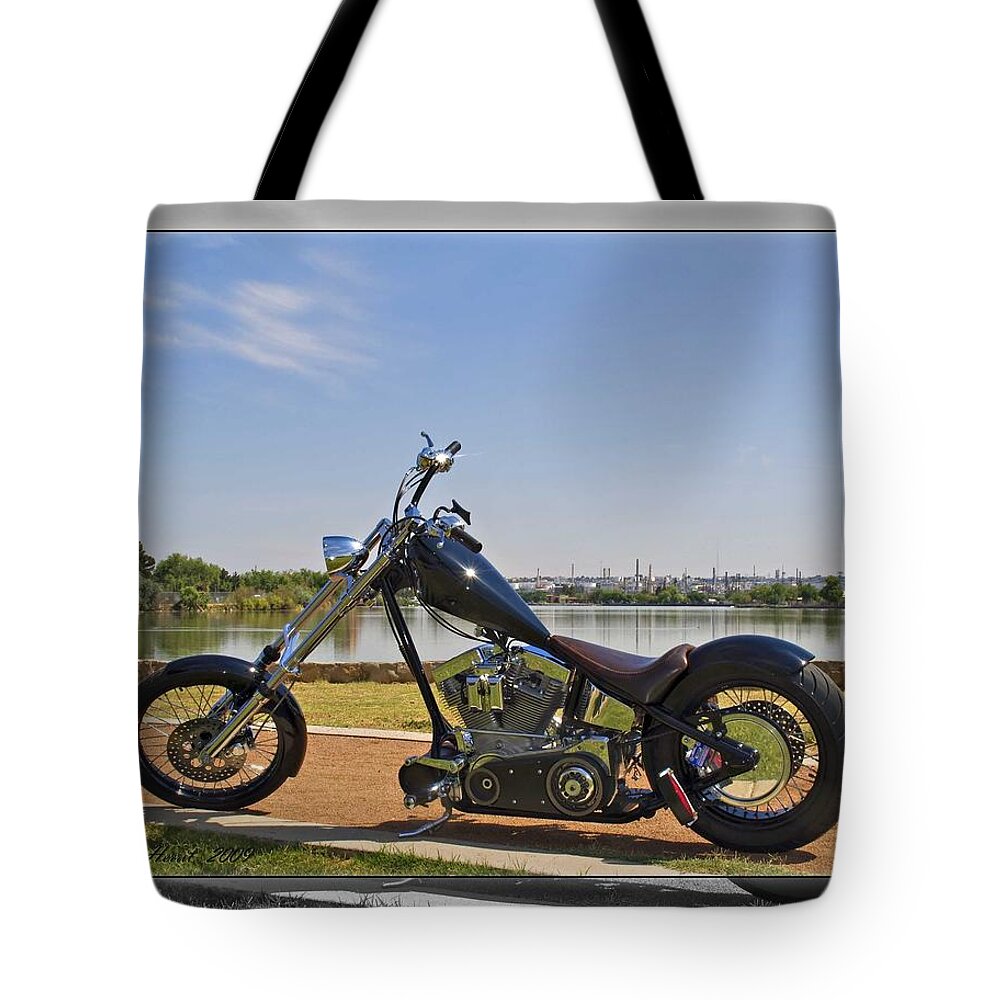  Tote Bag featuring the photograph H-D_a by Walter Herrit