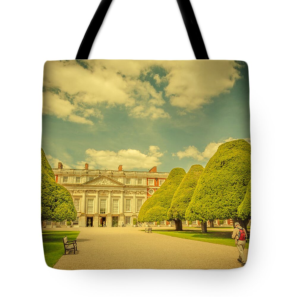 20th Centuary Garden Tote Bag featuring the photograph Hampton Court Palace Gardens Visitors by Lenny Carter