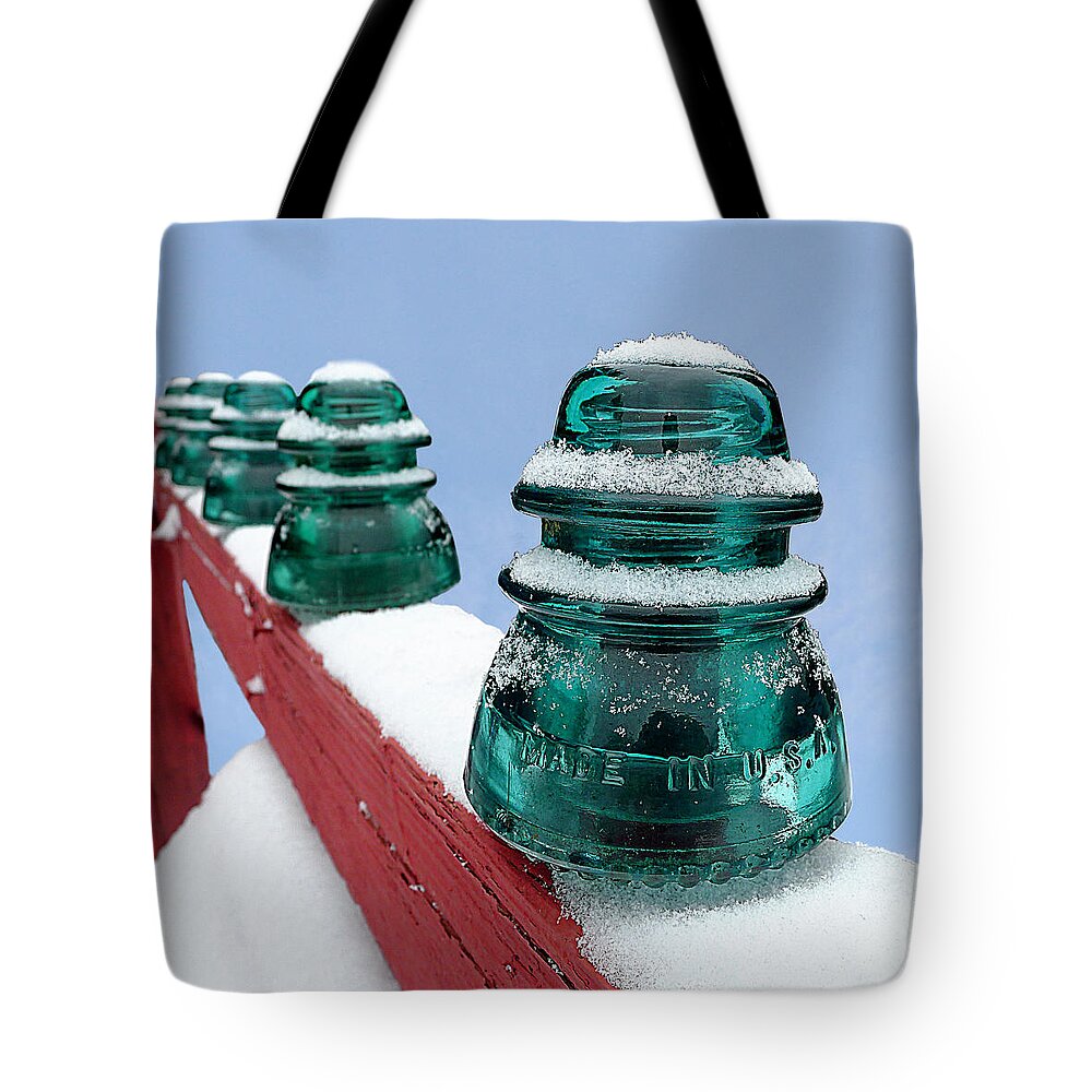 Square Tote Bag featuring the photograph Hemingray 42 - Insulated against the Cold by Richard Reeve