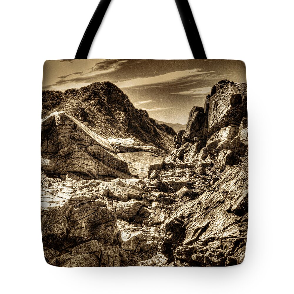 Pictorial Tote Bag featuring the photograph High Country by Roger Passman