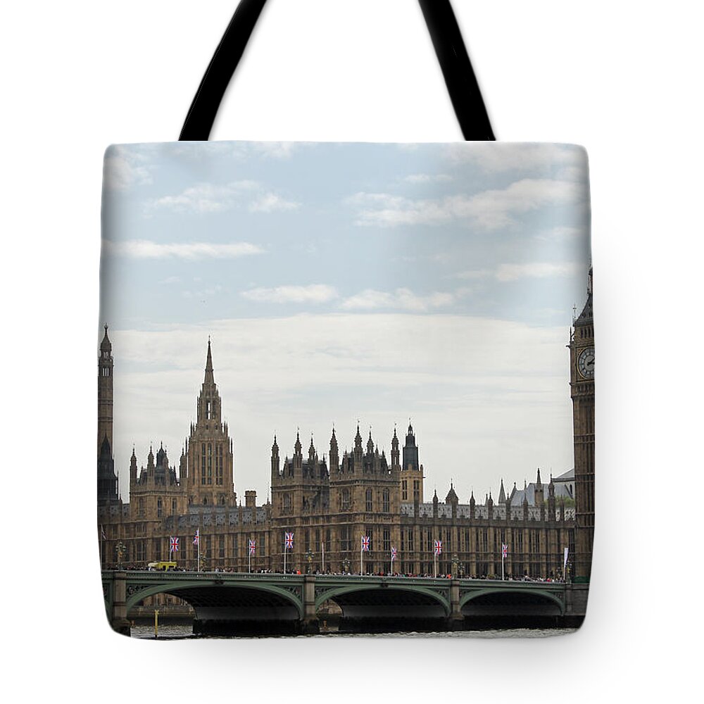 London Tote Bag featuring the photograph Houses of Parliament by Tony Murtagh