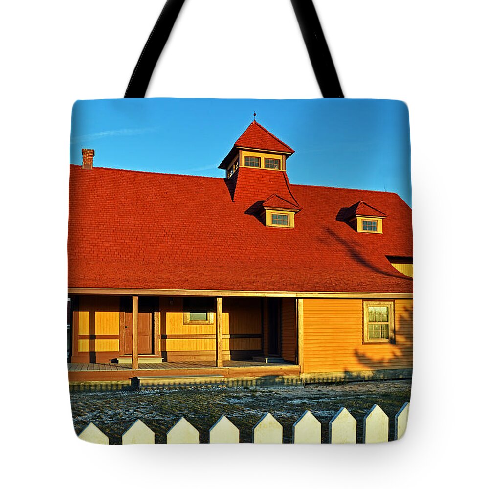 Indian River Tote Bag featuring the photograph Indian River Lifesaving Station Museum by Bill Swartwout