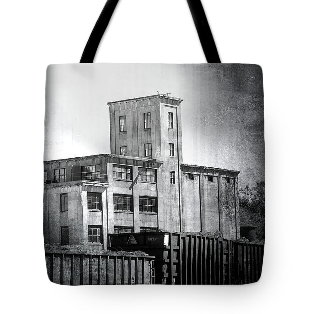 Juliette Mill Tote Bag featuring the photograph Juliette Mill II by Mark Andrew Thomas