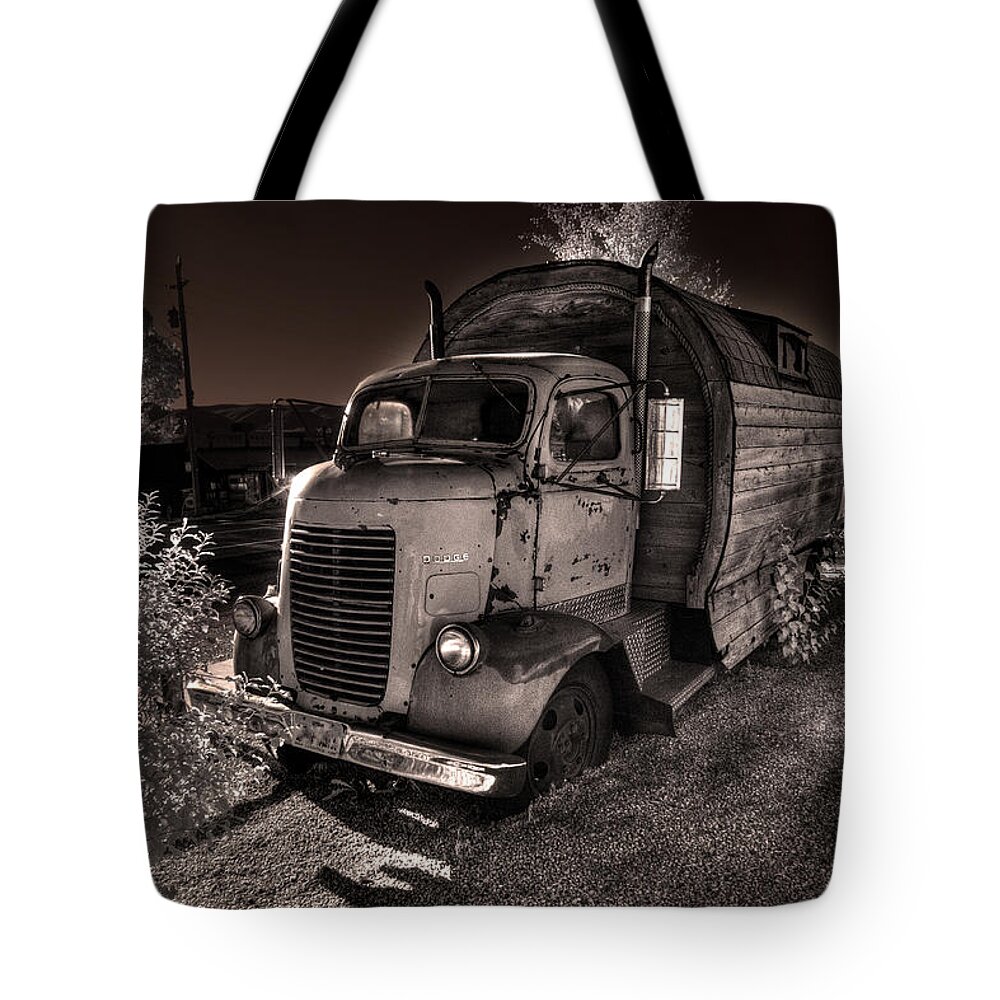 Just Another Roadside Attraction Tote Bag featuring the photograph Just Another Roadside Attraction by William Fields