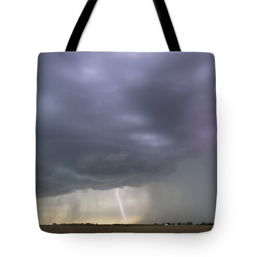 Kansas Tote Bag featuring the photograph Kansas Thunderstorm by Rob Graham