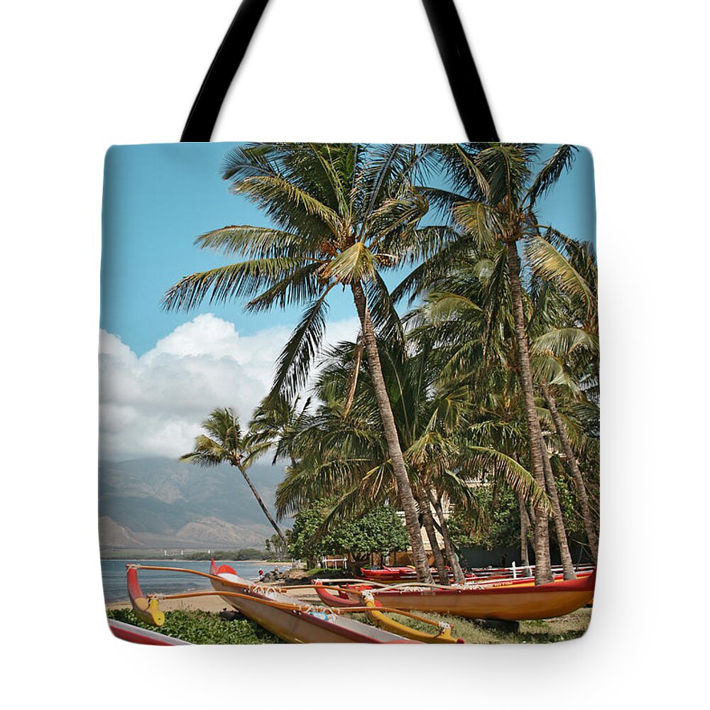 Sugar Beach Tote Bag featuring the photograph Sugar Beach Kihei Maui Hawaii by Sharon Mau