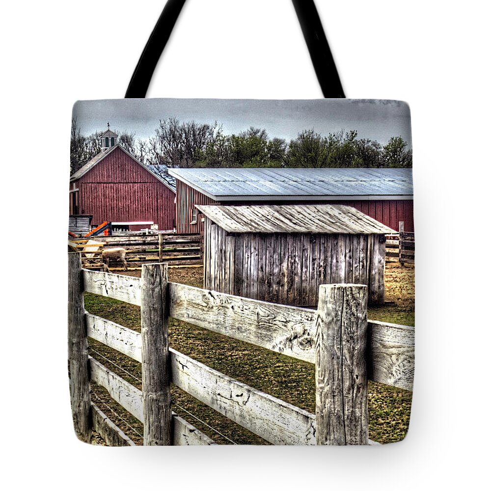 Sheep Pen Tote Bag featuring the photograph Kline Creek Farm Sheep Pen by Roger Passman