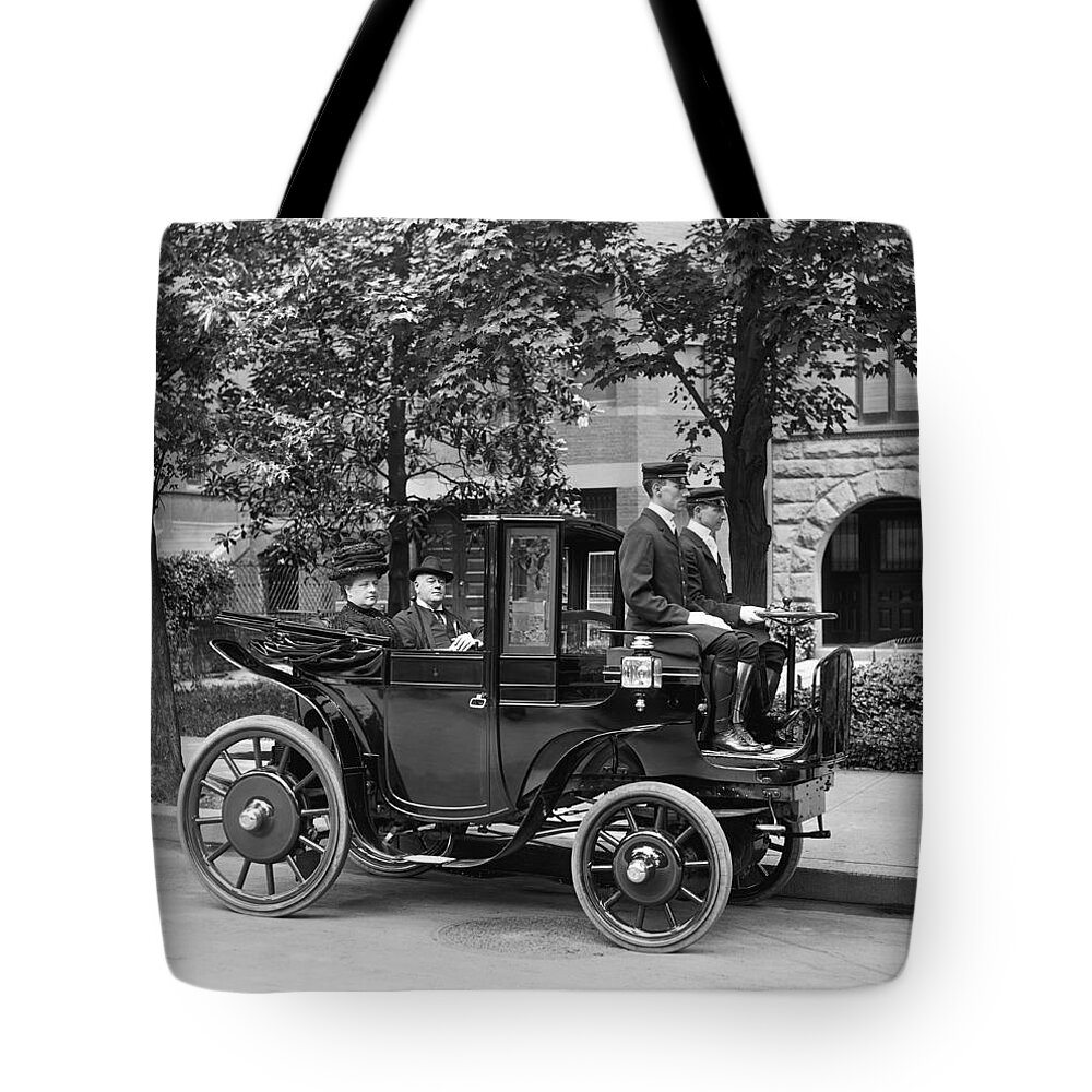 1900's Tote Bag featuring the photograph Krieger Electric Carriage by Underwood Archives