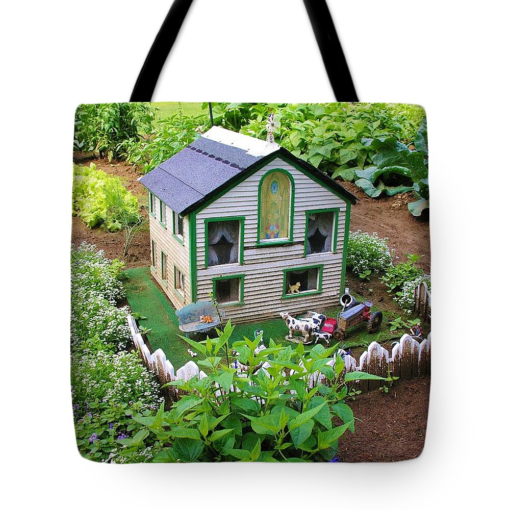 Garden Tote Bag featuring the photograph Little Garden Farmhouse by Sherman Perry