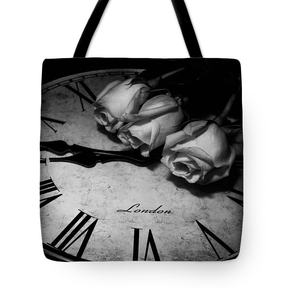  Rose Tote Bag featuring the photograph London Rose by Gerald Kloss