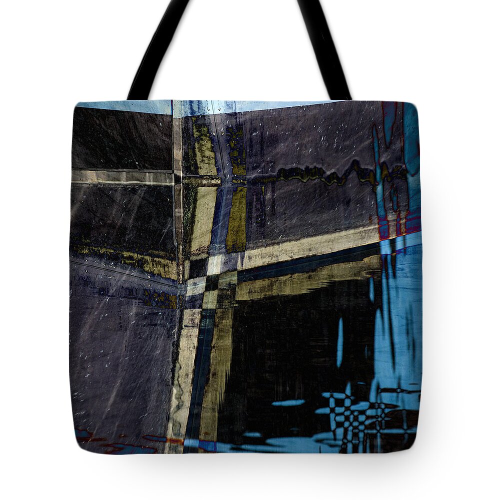 Low Tide Tote Bag featuring the photograph Low Tide 1 by Carol Leigh
