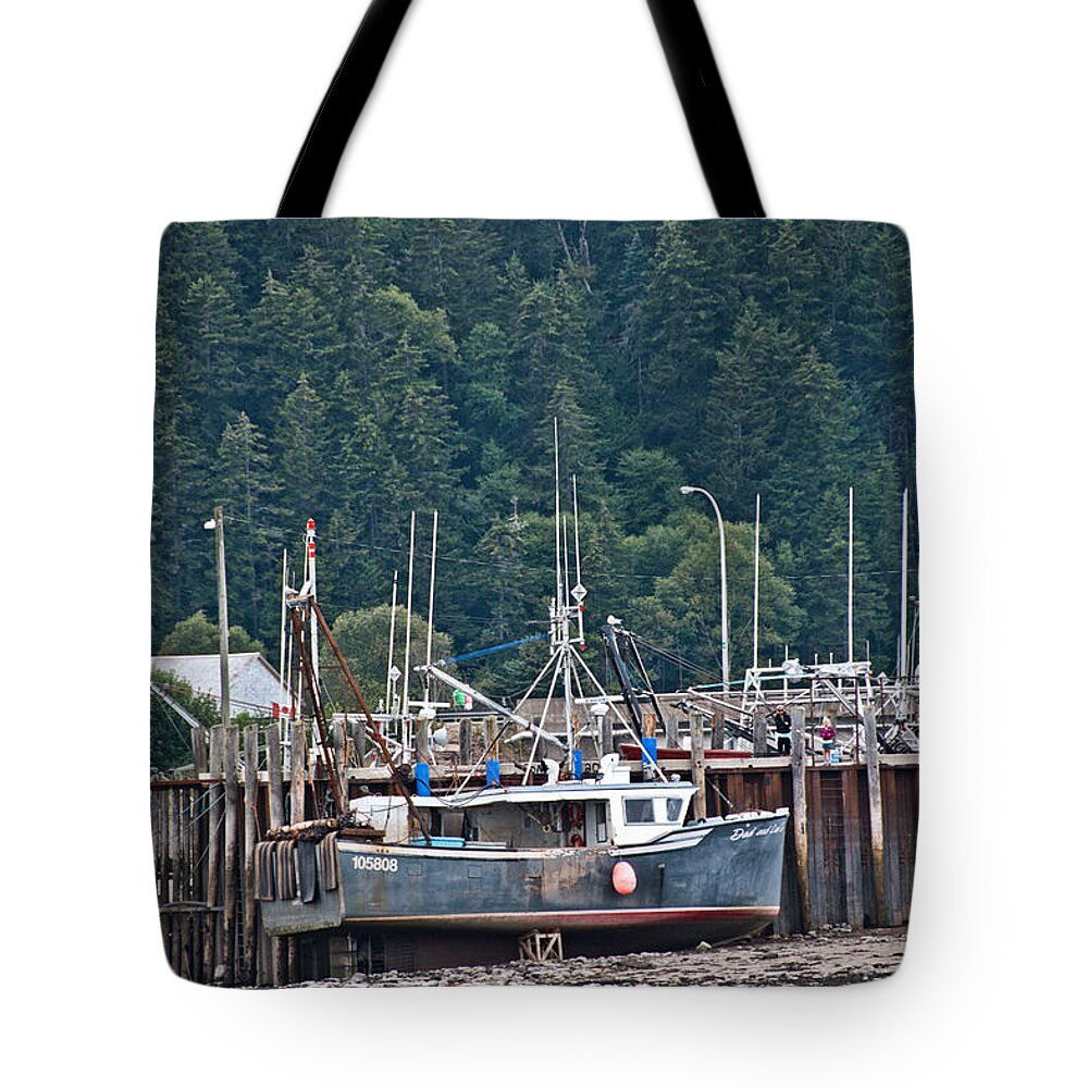  Tote Bag featuring the photograph Low Tide Fishing Boat by Cheryl Baxter