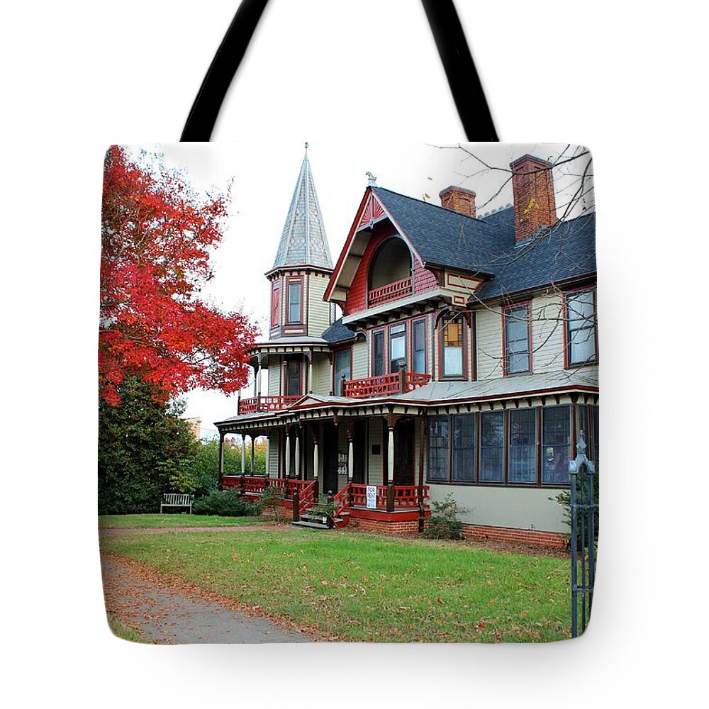 House Tote Bag featuring the photograph Lowenstein-Henkel House by Cynthia Guinn
