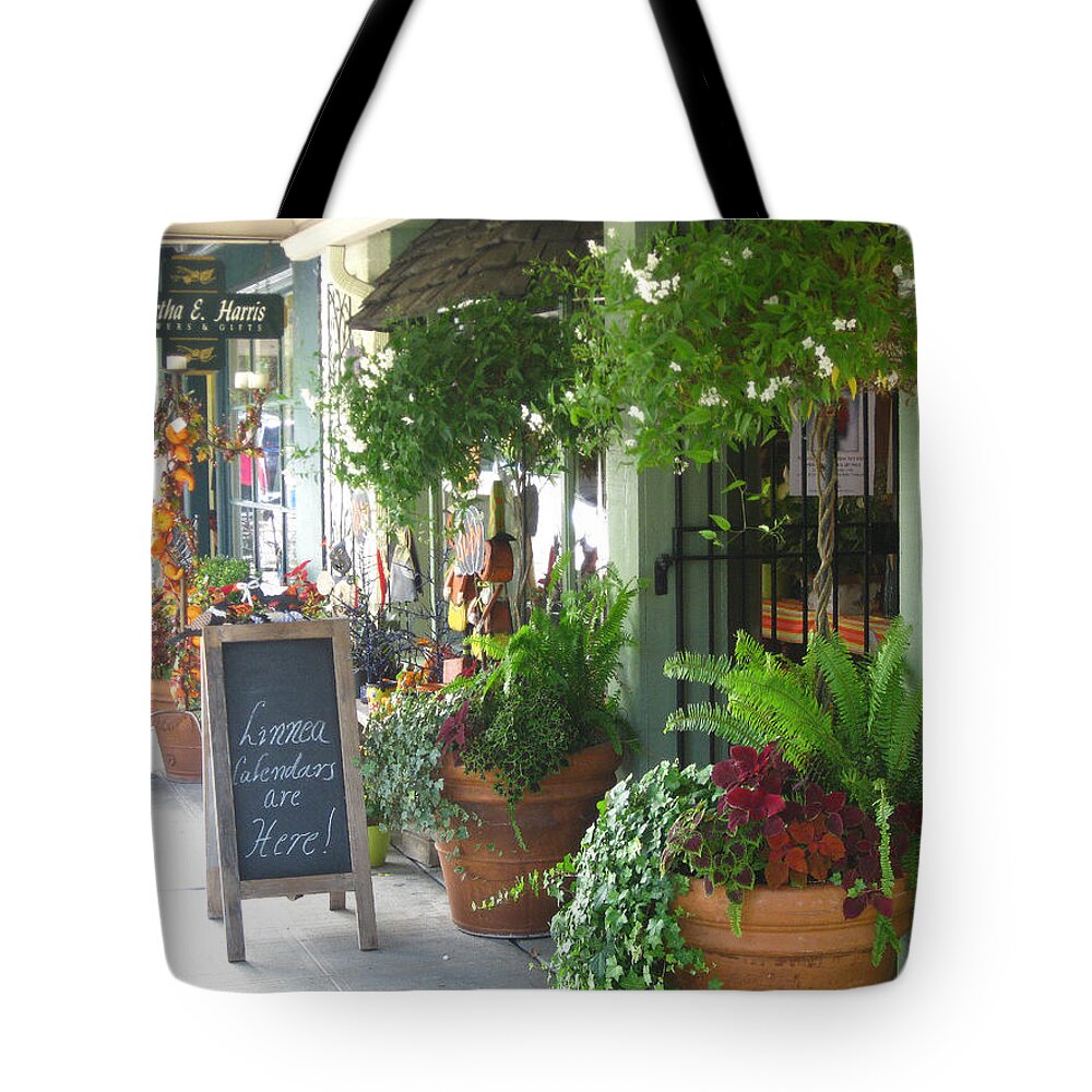 Seattle Tote Bag featuring the photograph Madison Valley Street Scene 2 by David Trotter